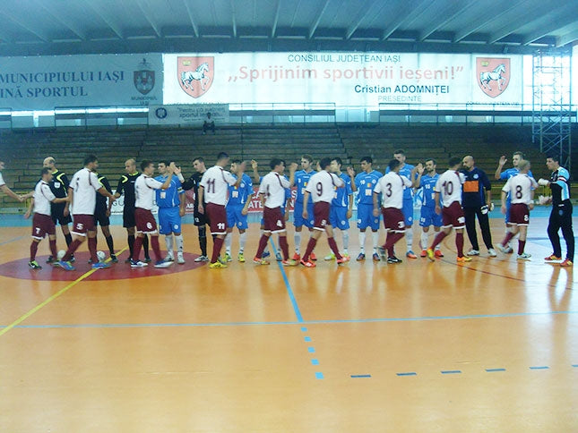 Meci spectaculos de futsal la 
