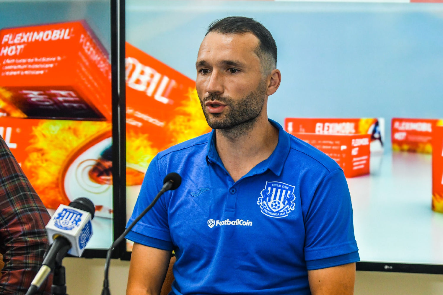 COSMIN FRĂSINESCU: 