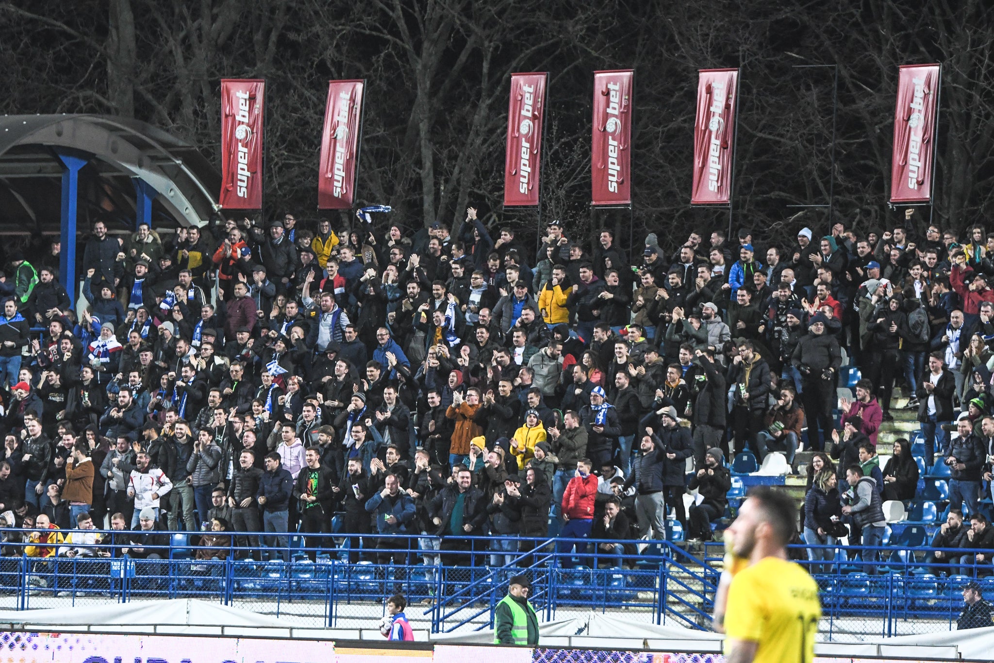 Cu Dinamo, umplem stadionul din Copou!