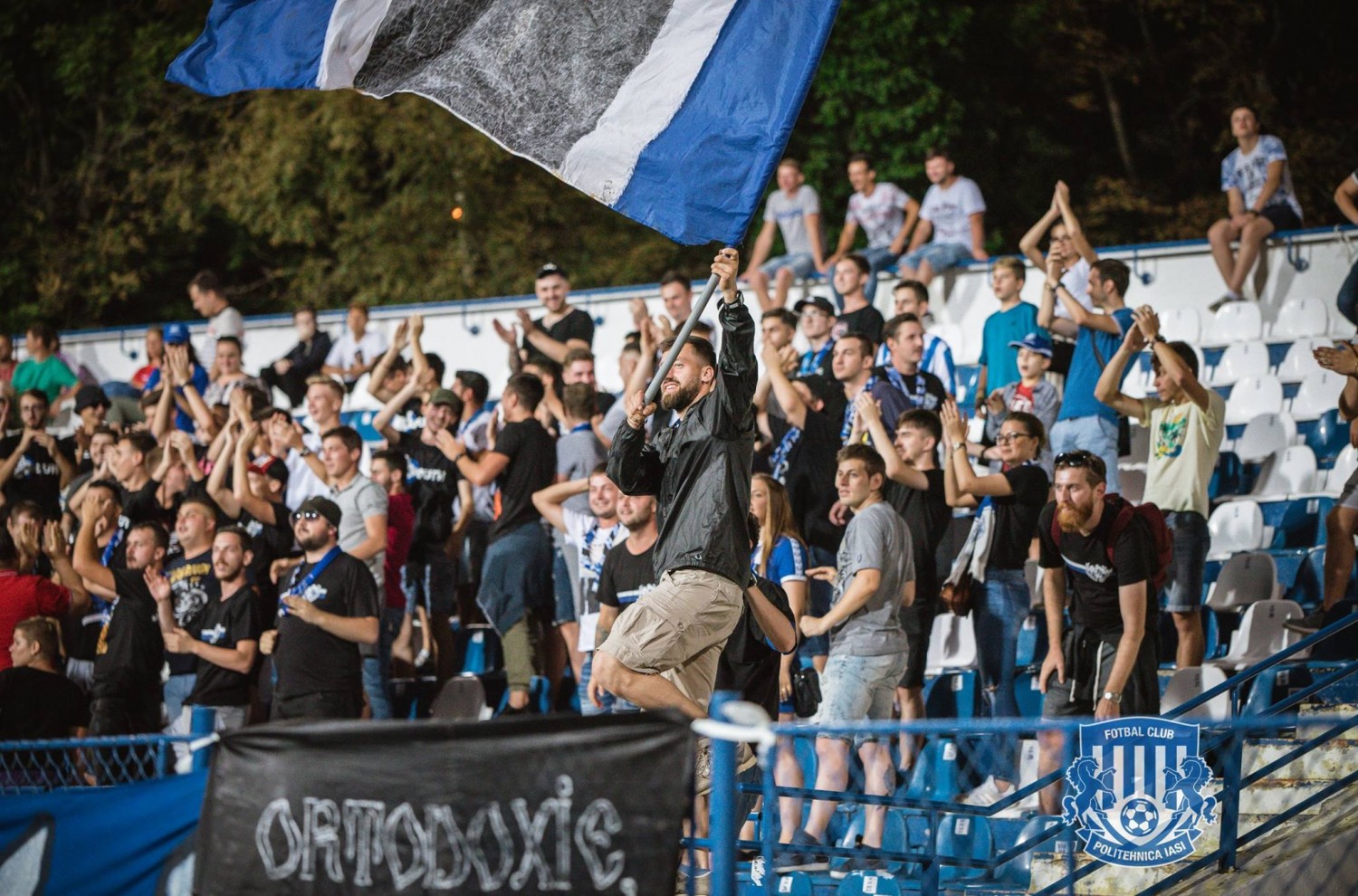 Bilete pentru meciul cu Dinamo