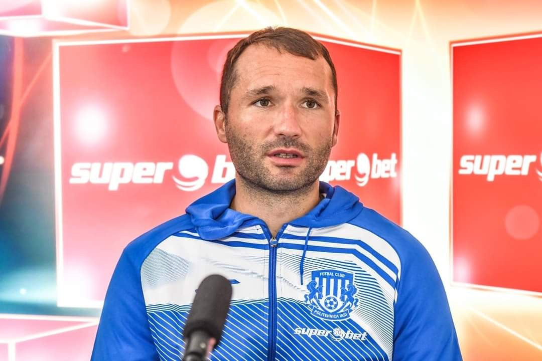 Cosmin Frăsinescu: 