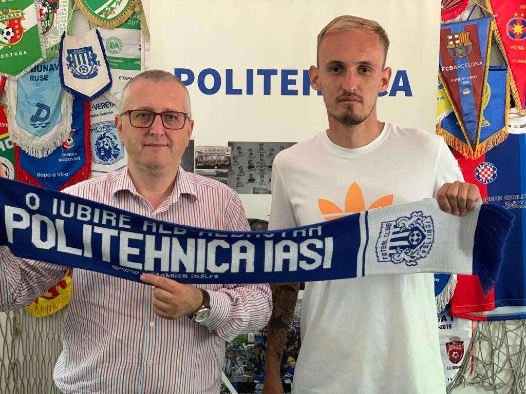 Bun venit la Poli, Cristi Pușcaș!
