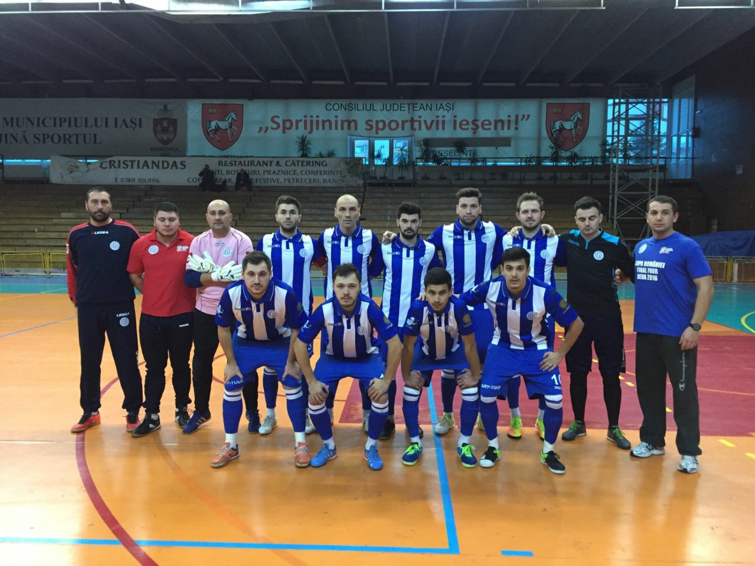 Echipa de futsal CSM Poli Iaşi, învingătoare la Târgu Secuiesc