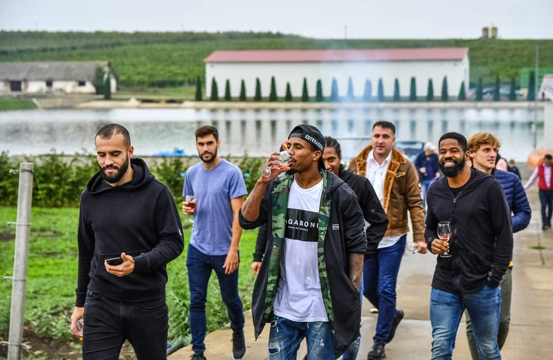 Câteva ore de relaxare pentru fotbaliștii Politehnicii la Domeniile Lungu