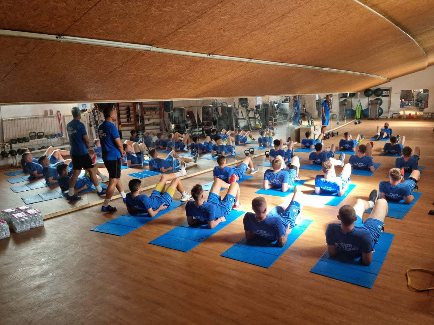Primele jocuri de pregătire