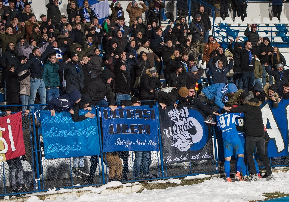 Ultimele bilete s-au pus în vânzare la stadion