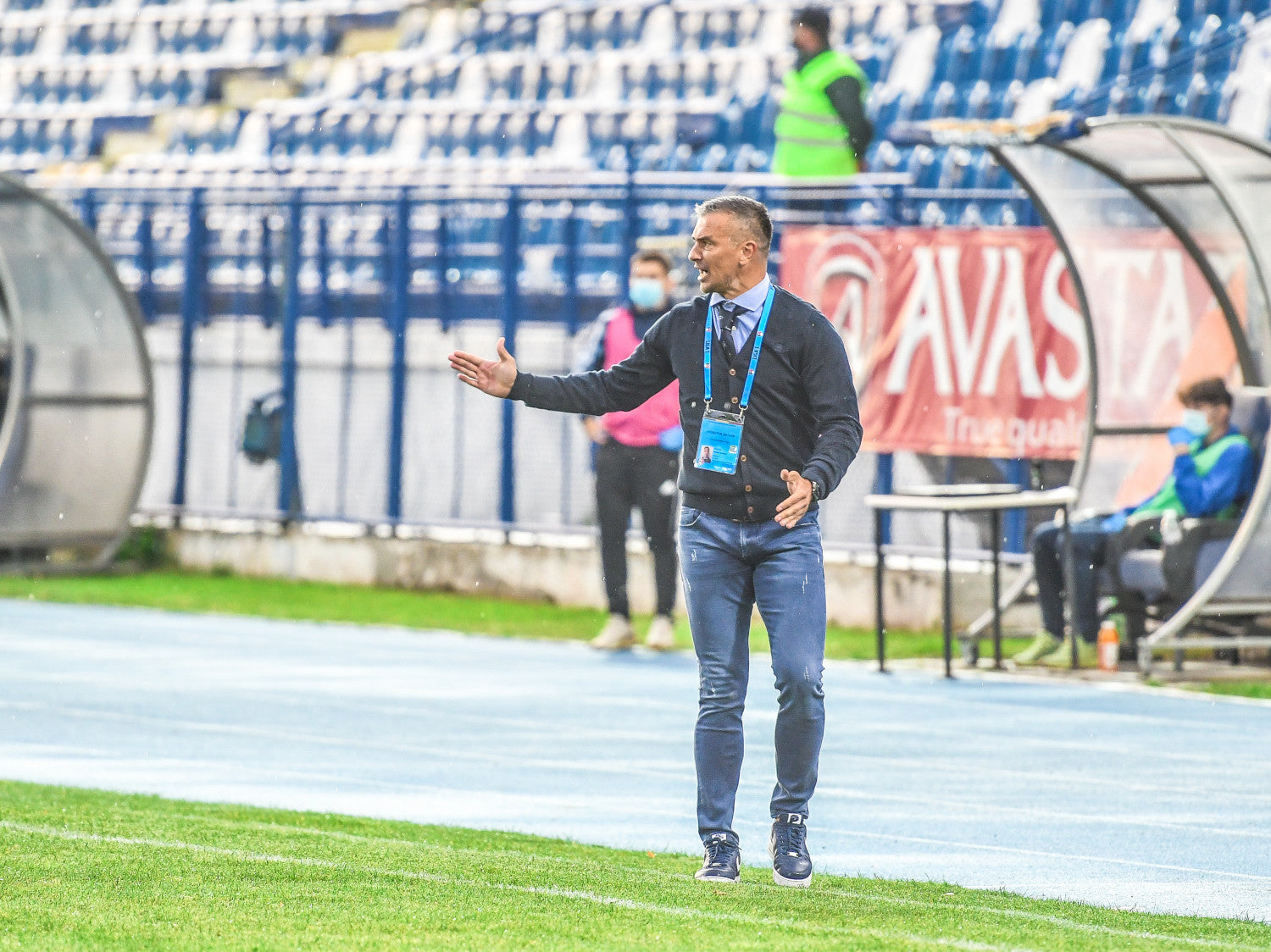 Bateți Viitorul!