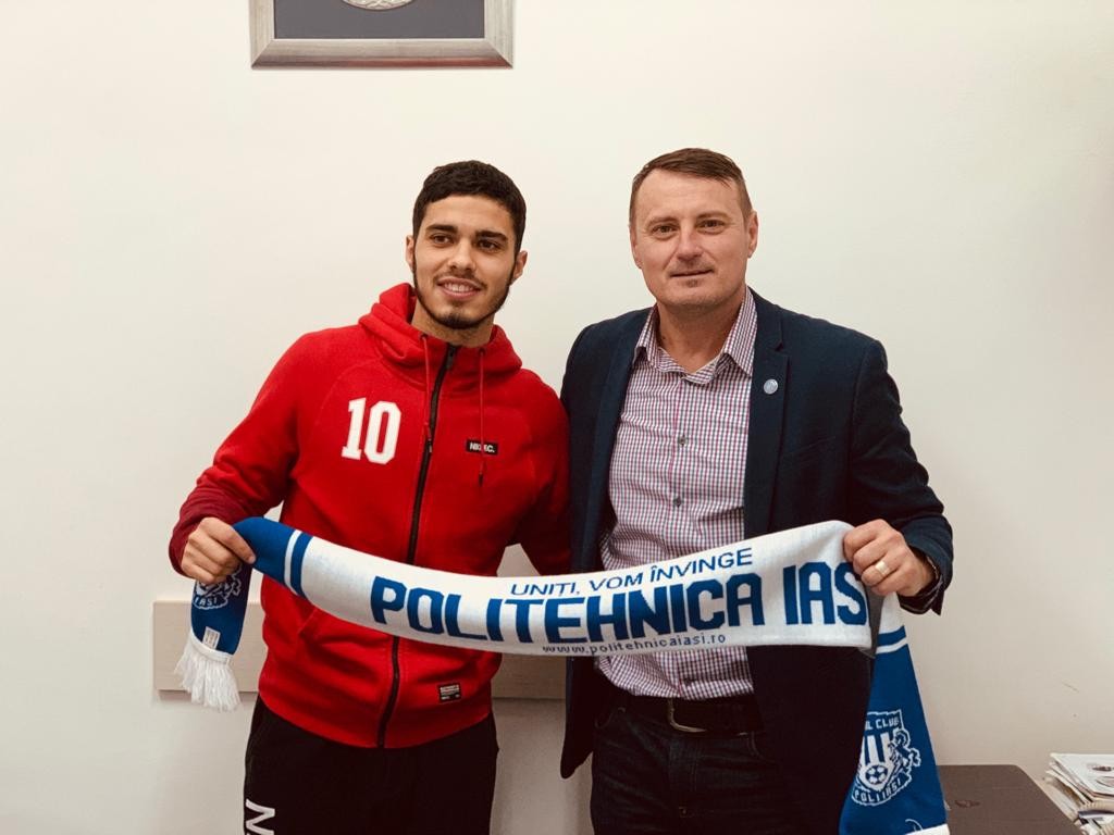 Joao Teixeira a semnat