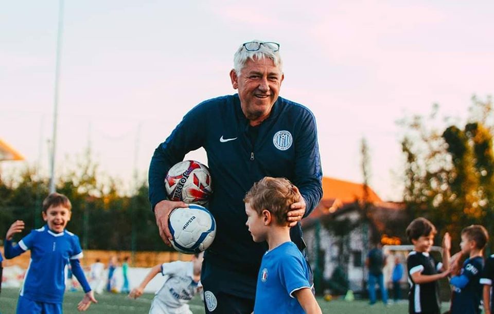 La mulți ani, Gelu Paveliuc!